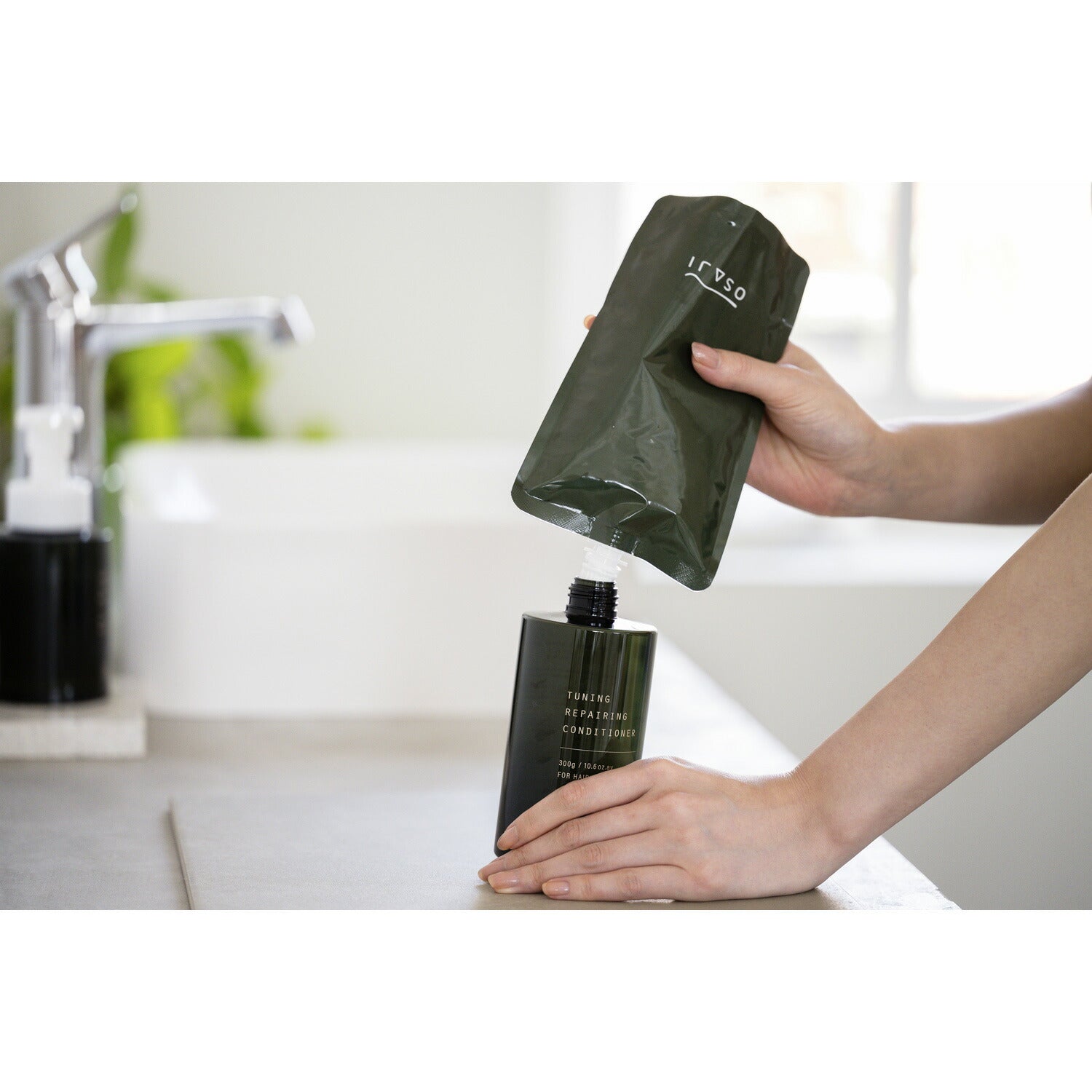 OSAJI 中性修護潤髮乳 Neutral Repairing Conditioner