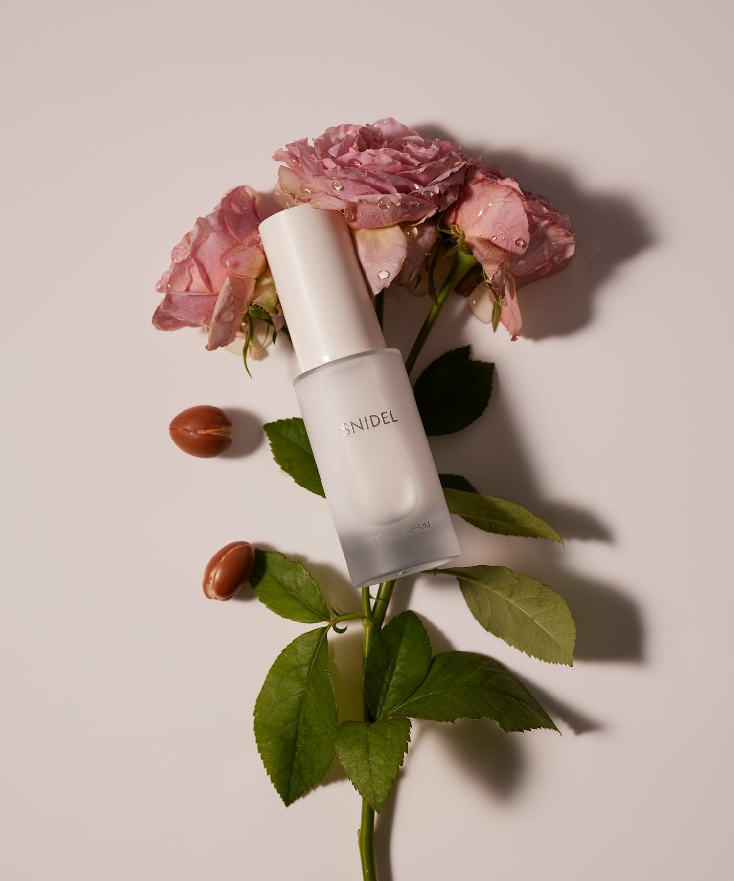 Snidel Beauty 光滑精華液 30mL Milk Oil Serum